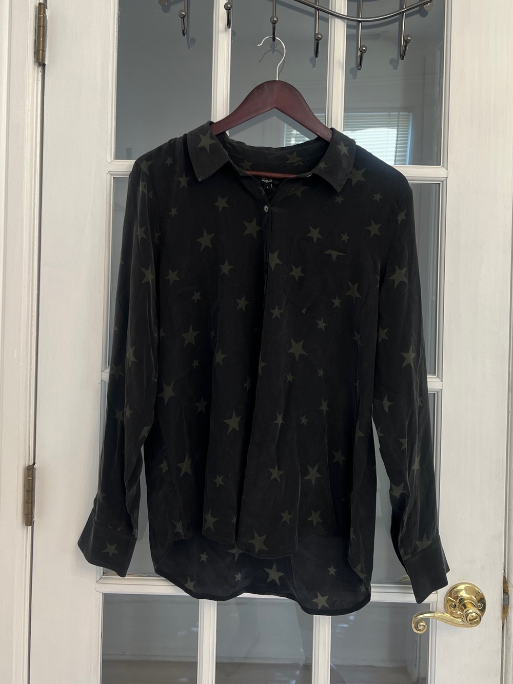RAILS Women's Black Olive Green Star Print 100% Silk Long Sleeve Button Down Top
